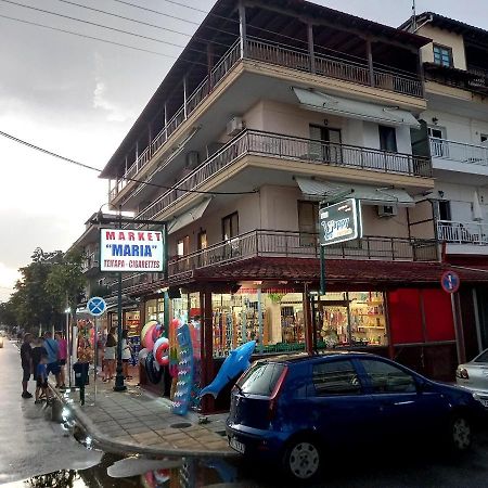 Μαρου Rooms Olympiakí Aktí Exterior foto