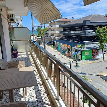 Μαρου Rooms Olympiakí Aktí Exterior foto