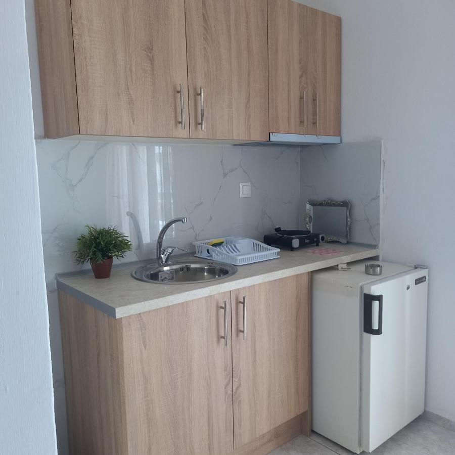 Μαρου Rooms Olympiakí Aktí Exterior foto